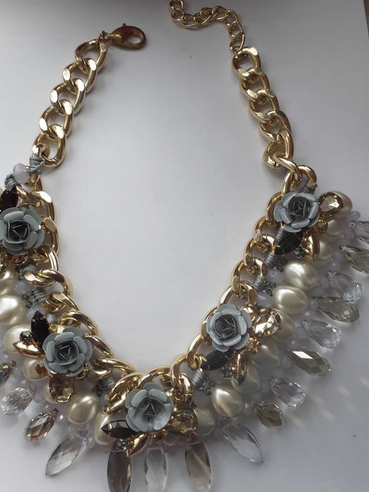 carti vechi , de colectie si  tablouri din dubai sim alte obiecte