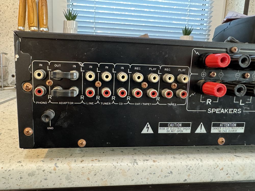 Pioneer A-449 стерео усилвател