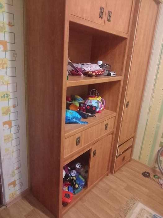 Шкаф для одежды и тд