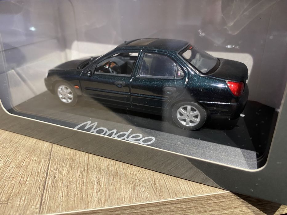 Minichamps FORD MONDEO Limousine 1996 machetă auto scara 1:43
