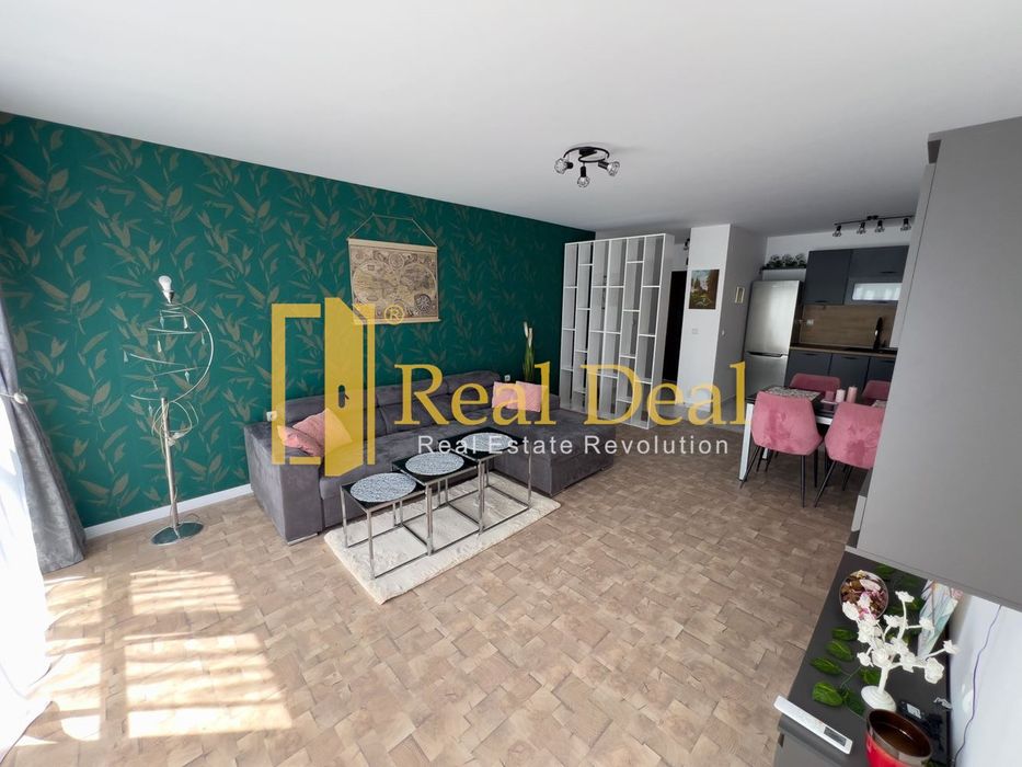 Продава се Двустаен апартамент в Пловдив, Гагарин - 73 кв.м за 1005 €/кв.м - Снимка #1