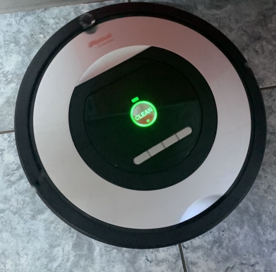 Aspirator robot Roomba iRobot