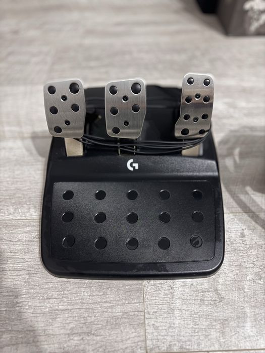 Volan logitech trueforce g923