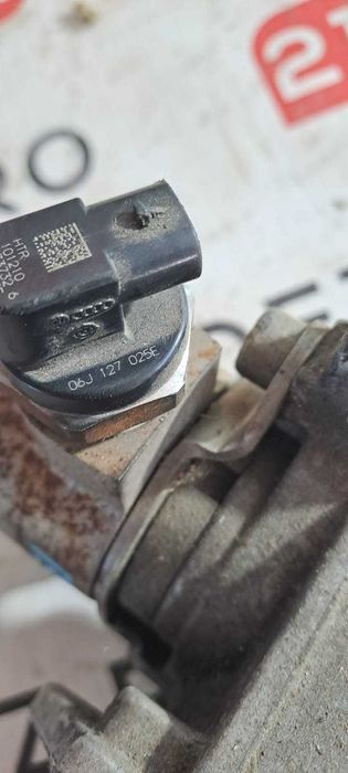 Pompa inalta presiune Audi A3 A4 A5 2.0 TFSI cod: 06J127025E