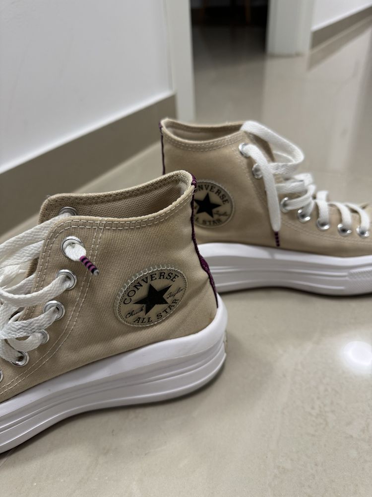 Teniși Converse Chuck Taylor All Star Lift