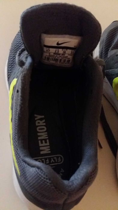 Adidasi nike gri 36