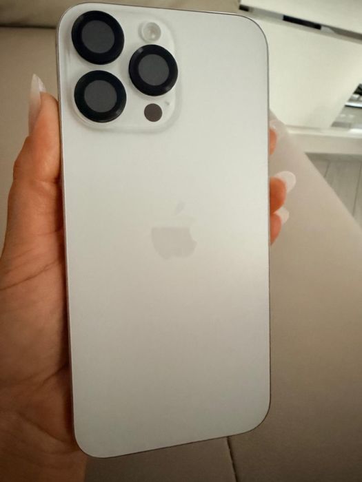 Vand iPhone 16 pro max 256 white