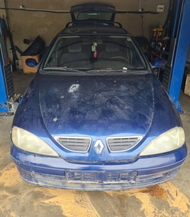 Dezmembrez Renault Megane 1.6 benzina/ 1.9 Diesel