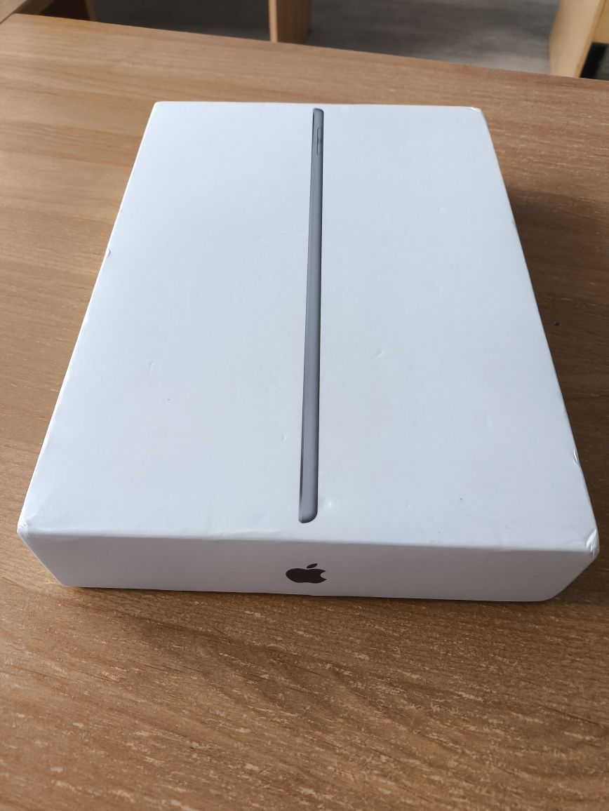 IPad Air A2152, разбит дисплей