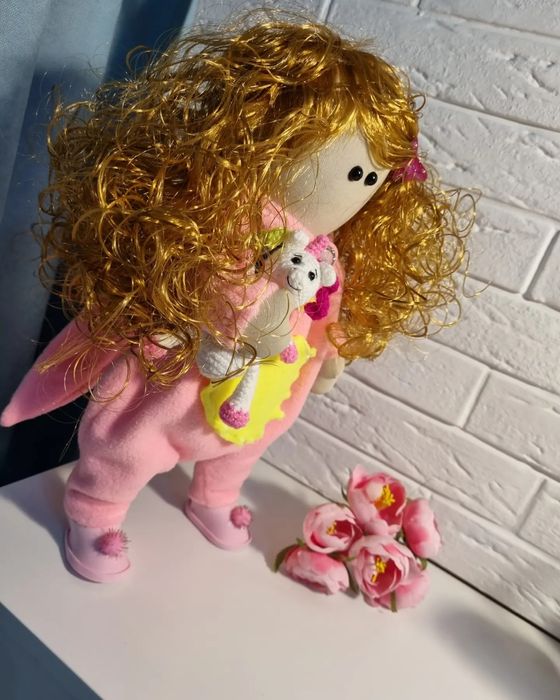 Кукла в подарок для девочки