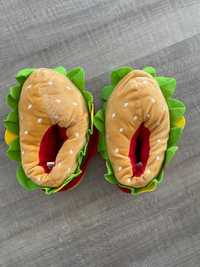 Papuci de casa in forma de burger