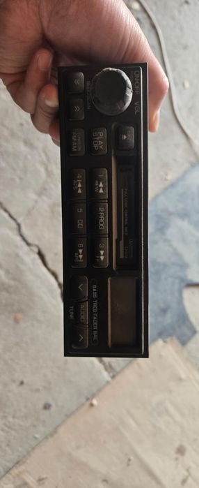 Продам магнитолу