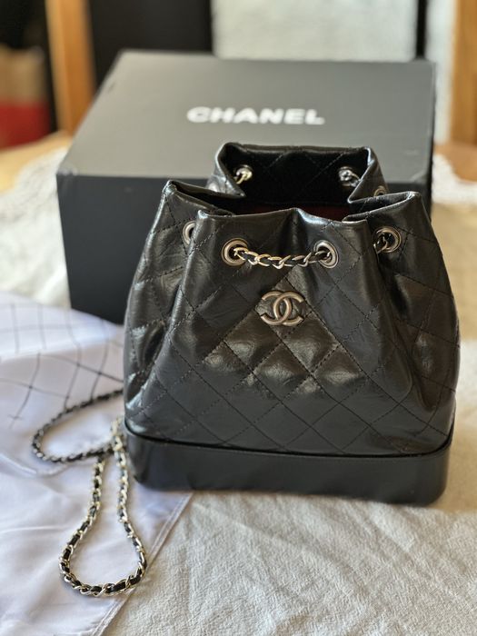 Чанта раничка chanel gabrielle