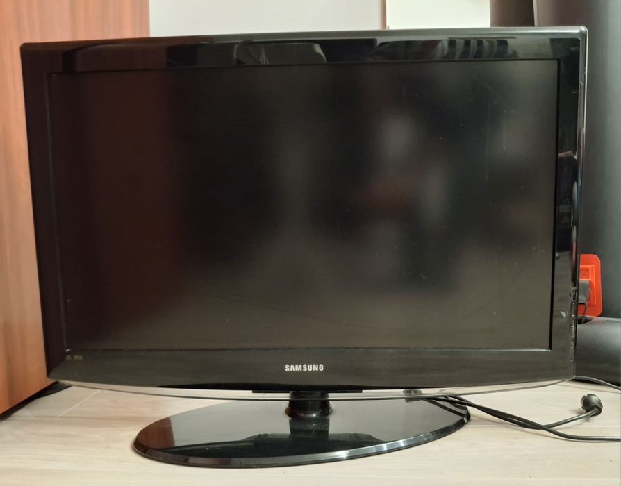 Televizor Samsung LCD