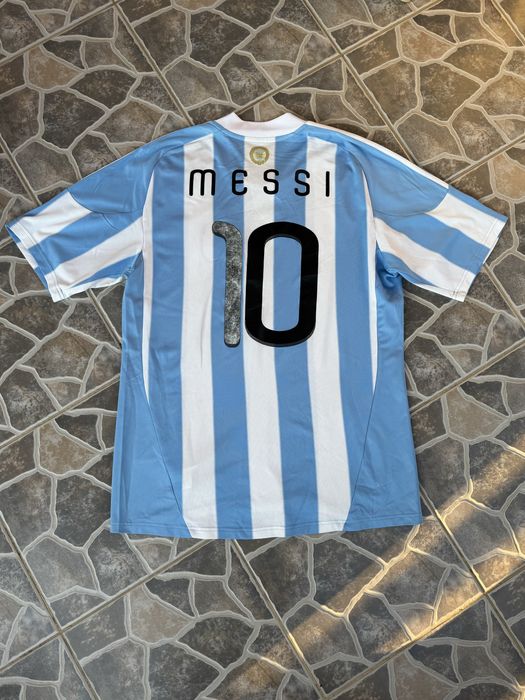 Футболна фланелка Adidas - Messi ( Argentina )
