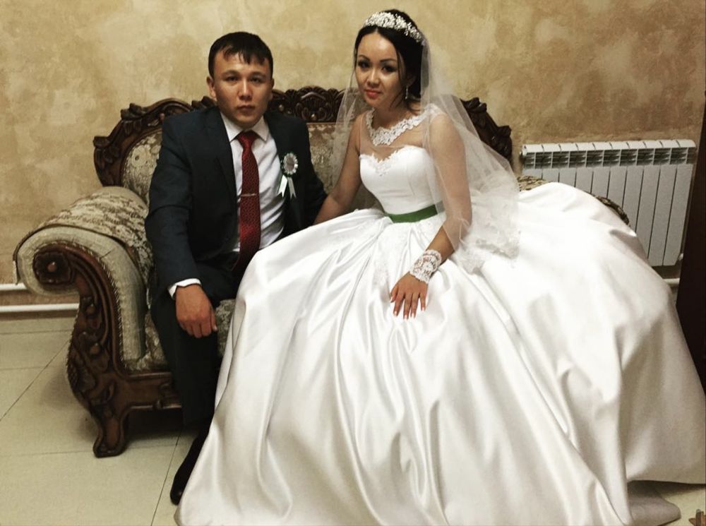 Свадебное платье
