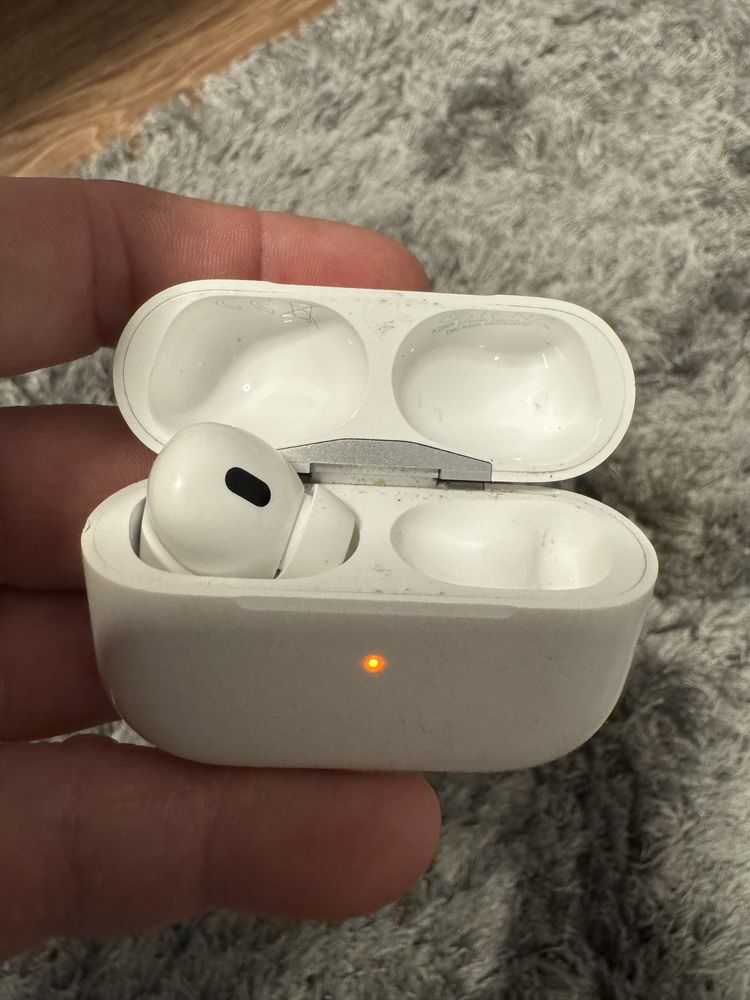 Casca stanga/dock Apple AirPods Pro 2nd Gen 2 2023 A2968Magsafe USB-C