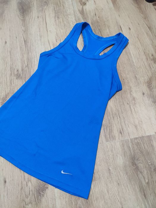 Maiou dama Nike mărimea M