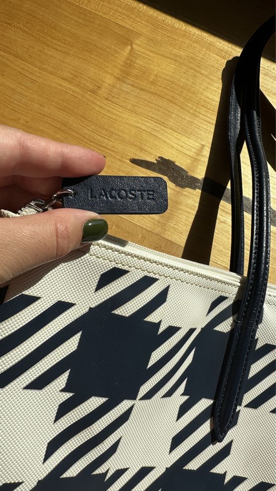 Poseta Lacoste model shopper bag