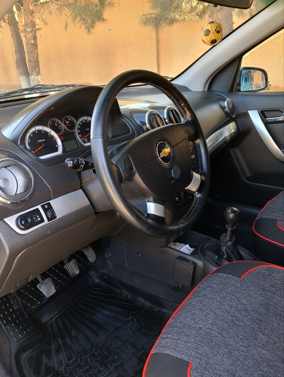 Nexia 3 2 euro 2020 srochno sotish kerak
