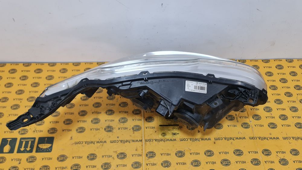 Far stanga Peugeot 208 2012+ 9802221880