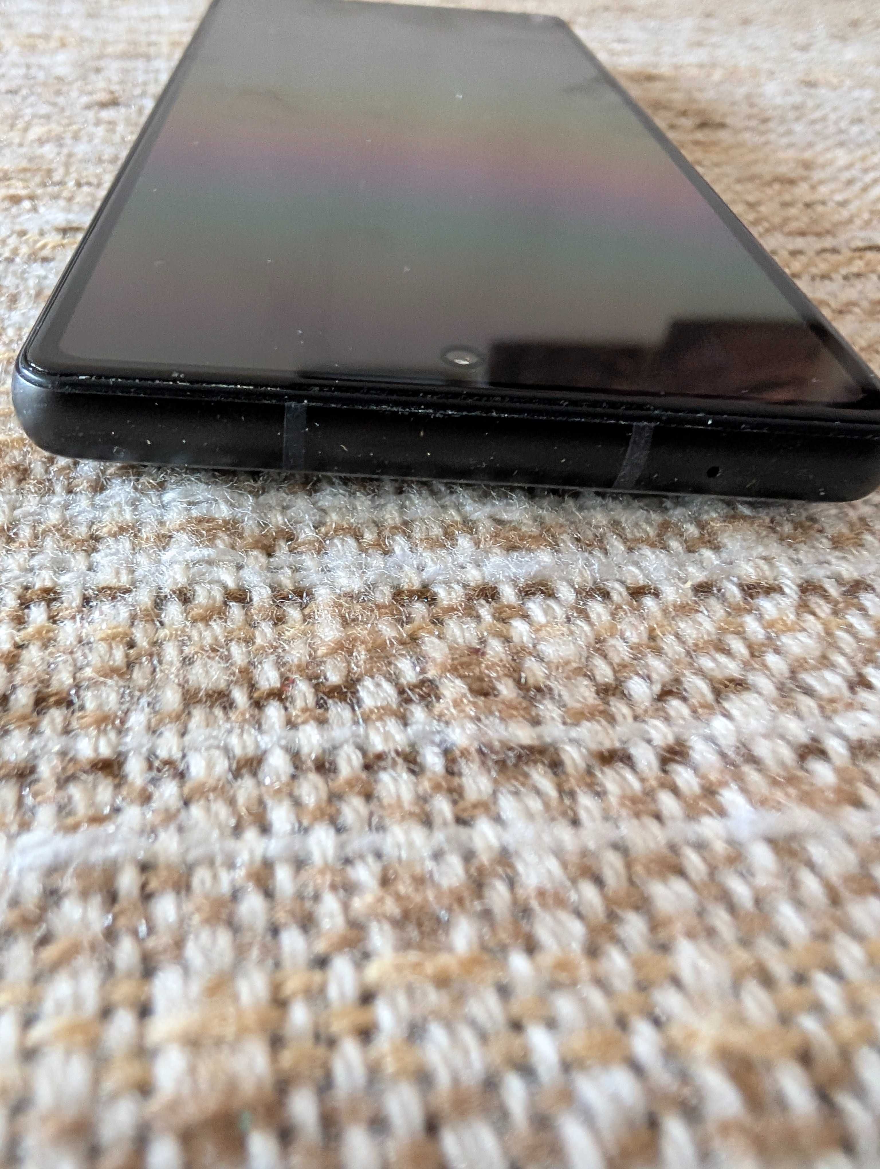 Телефон Google Pixel 6a