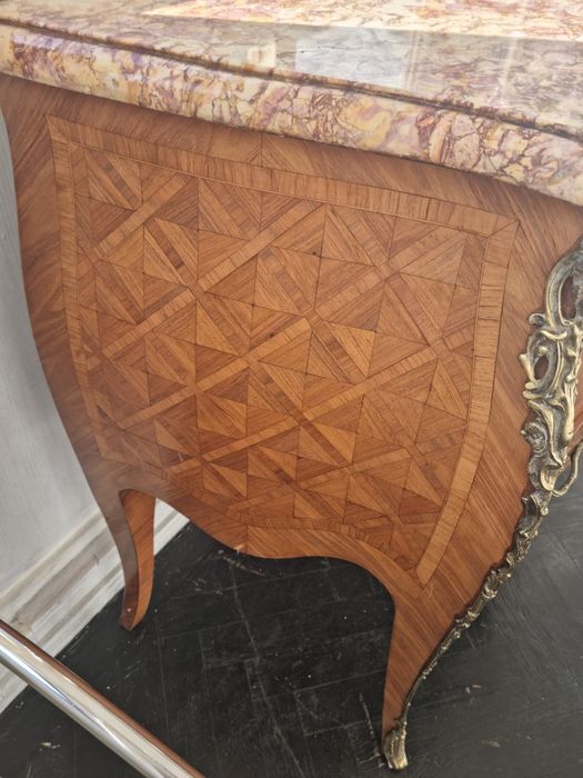 Comodă  cu marmura  Ludovic