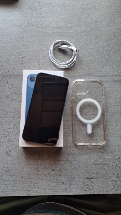 Vand iphone 13 128gb 100% FULL BOX