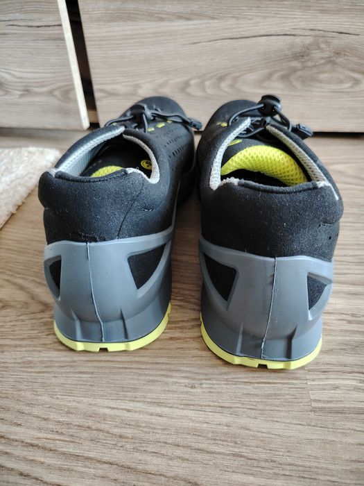 Bocanci / Pantofi de protectie Uvex , ESD , marimea 42 , NOI