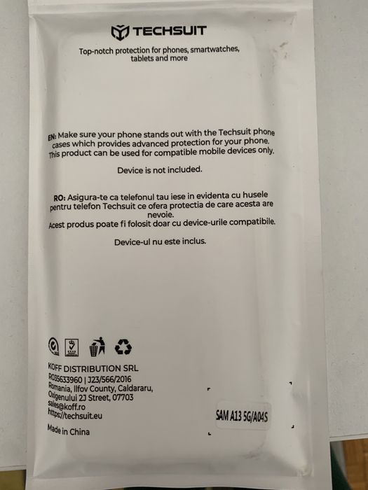 Vând husa wednesday