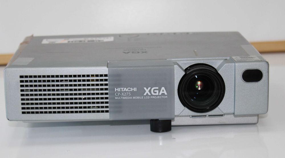 Мултимедиен проектор HITACHI CP-X275