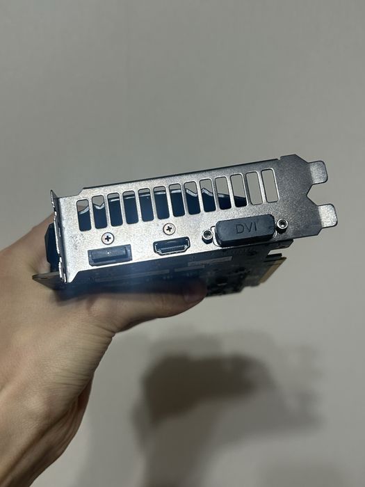 Видеокарта 1660 Super