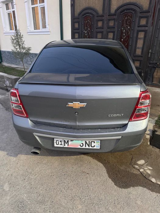 Cobalt avtomobili sotiladi