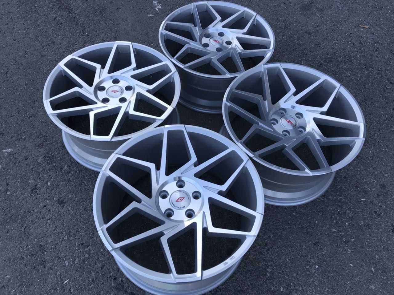 19.5x120 Bmw Hybrid Forged (леки) inforged 8.5j-9.5j et35-33 e46-90-91