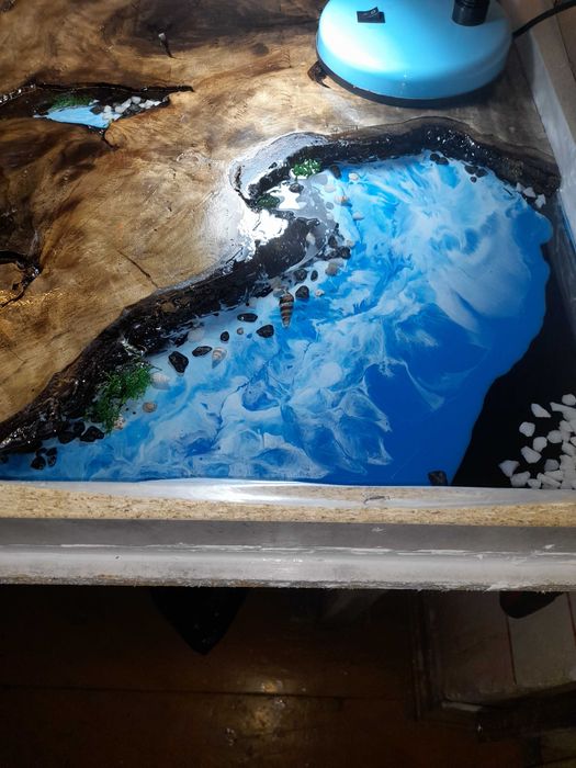 Мебель ручной работы с эпокситной смолой под любой заказ