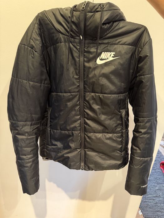 Огиринално яке nike