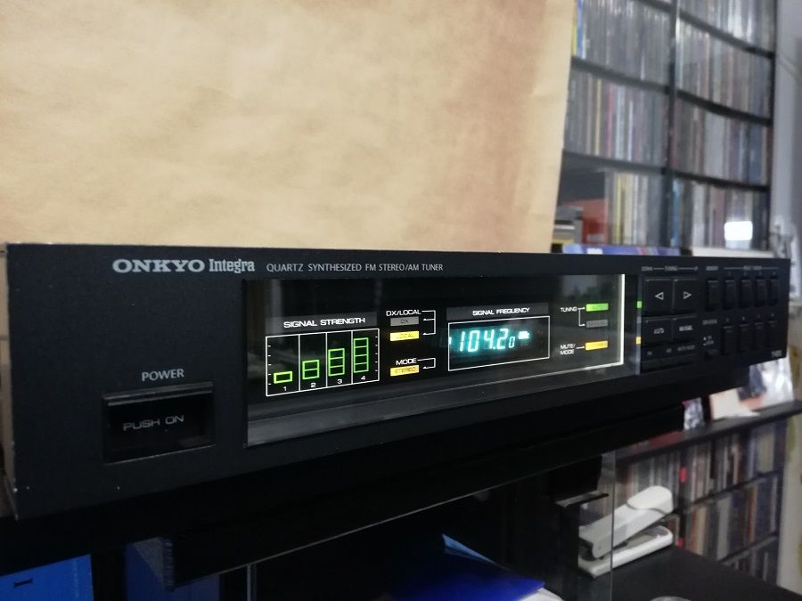 Tuner ONKYO INTEGRA T-4015 - Quartz FM Stereo - Made in Japan/Impecabi