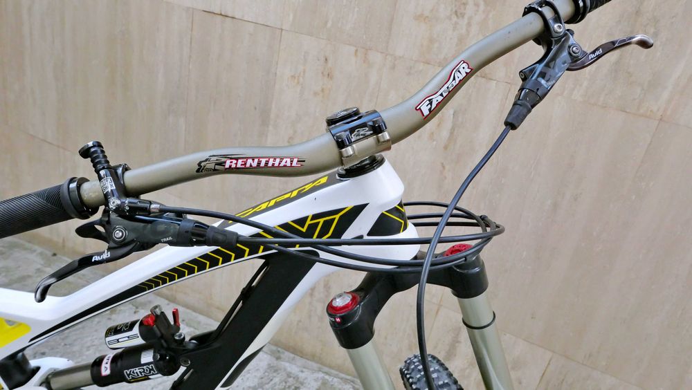 YT Capra CF Pro, 27.5 S, карбон, BOS Deville 170 ход, 1x 11 SRAM XO1