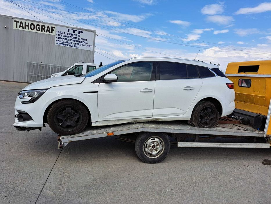 Dezmembrez Renault Megane 4 Estate 1.5 BlueDci K9K-U8 95 Cai