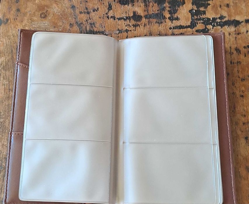 визитник изкуствена кожа кафяв луксозен за 72 визитки