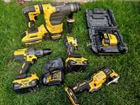 Dewalt set scule