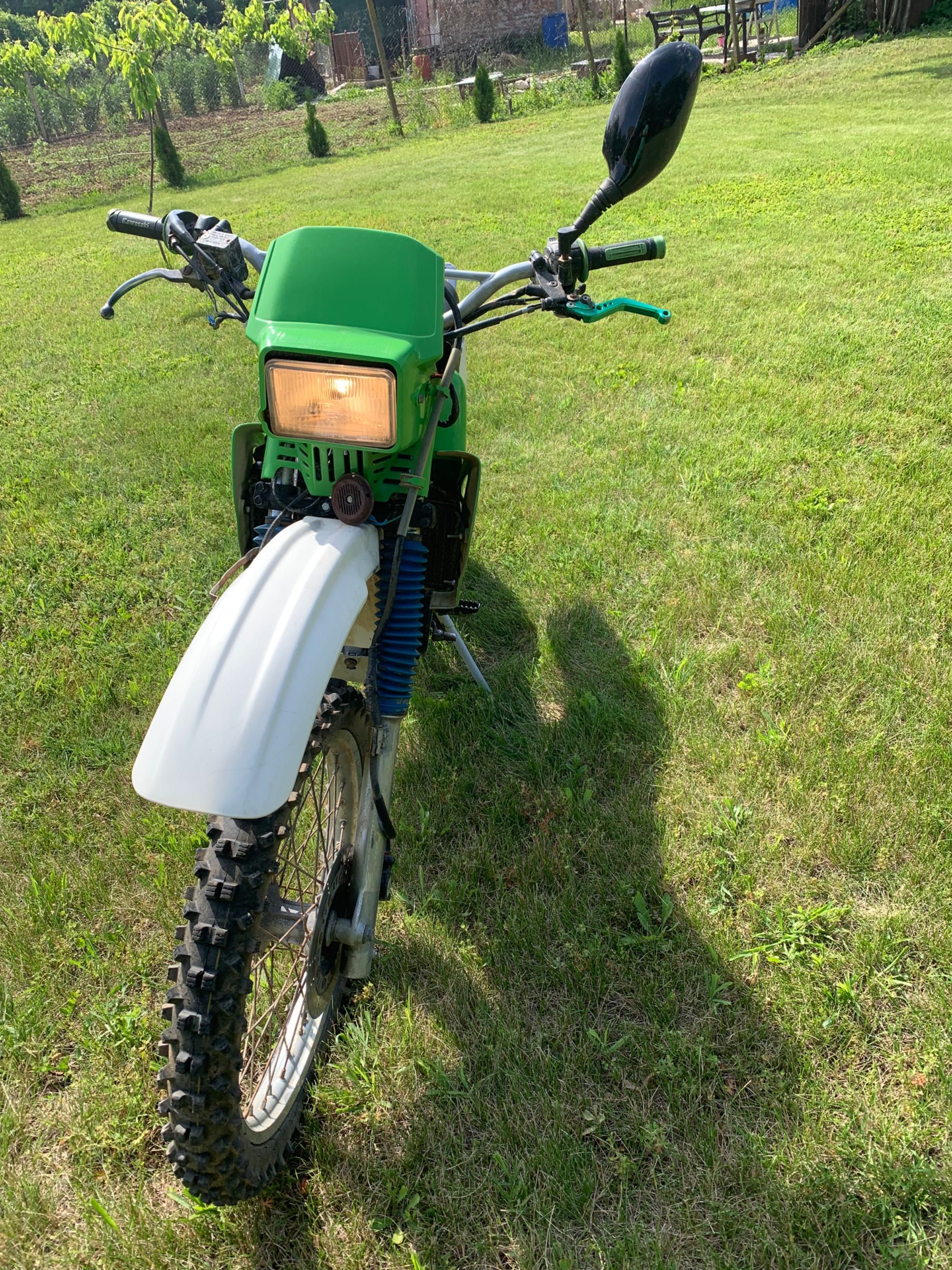 Продавам Kawasaki klr250