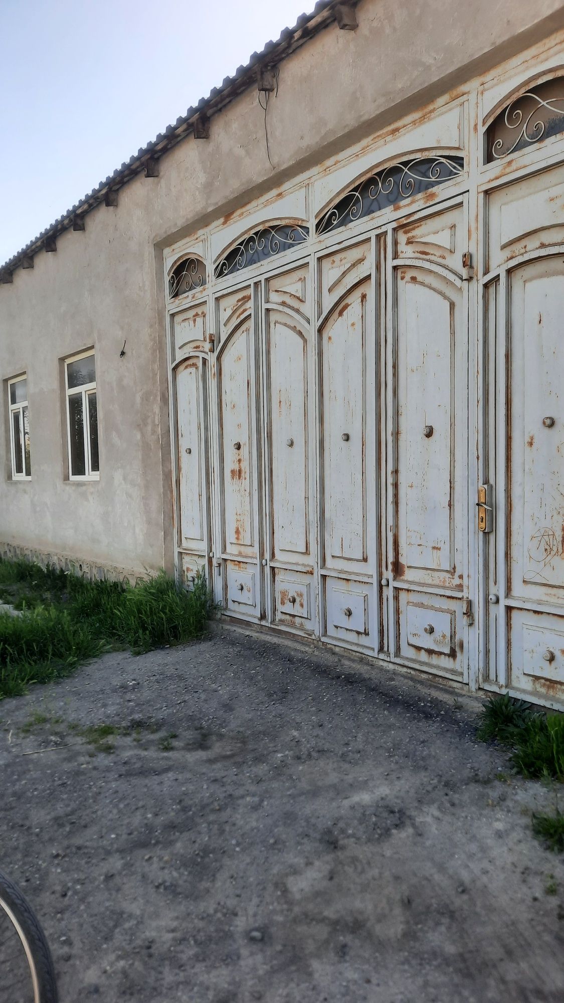 Участка сотилади 8 сотих