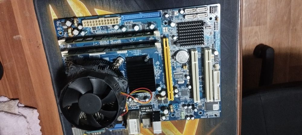 Материнка,проц,оперативка