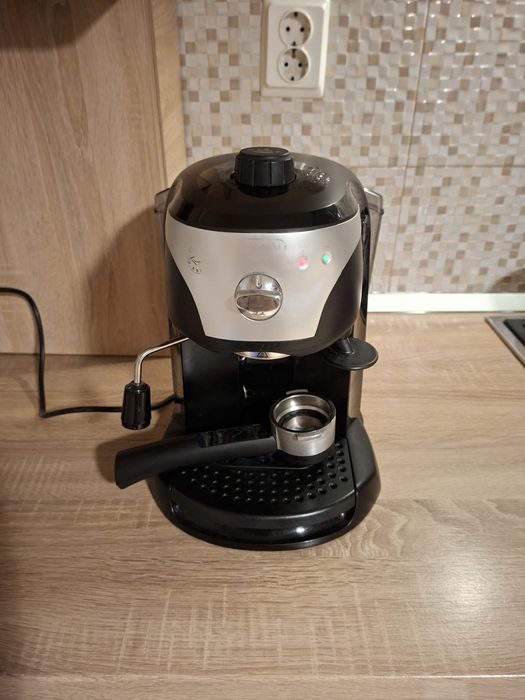 Espressor manual Delonghi