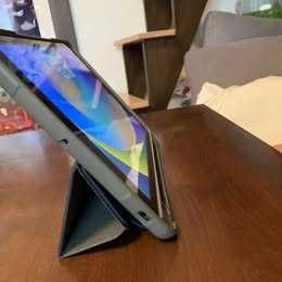 Apple Ipad 8(2020)+ Husa - Stare perfecta