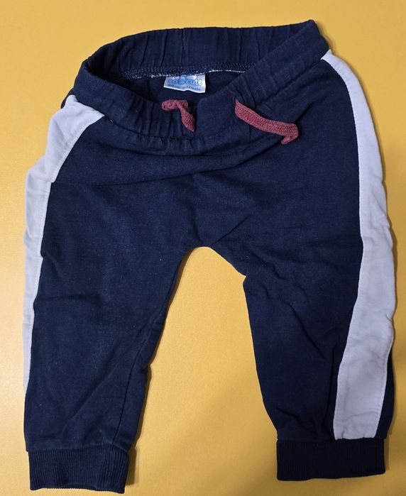 Set pantaloni marimea 80