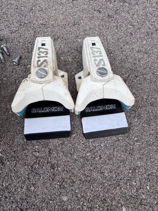 Ски автомати употребявани. Продават се и двата.