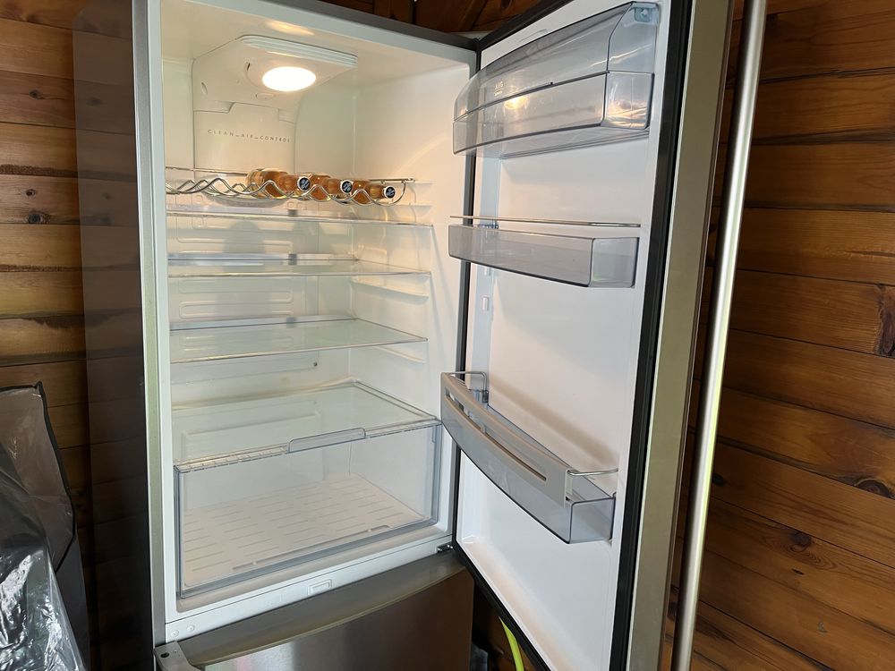Комбиниран хладилник с фризер AEG Santo