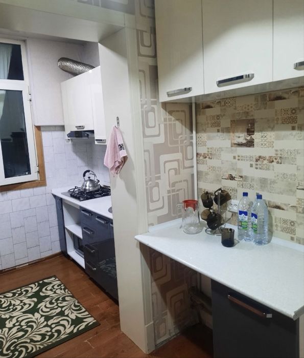 Аренда Чорсу евро ремонт йигитларга оилага кизларга